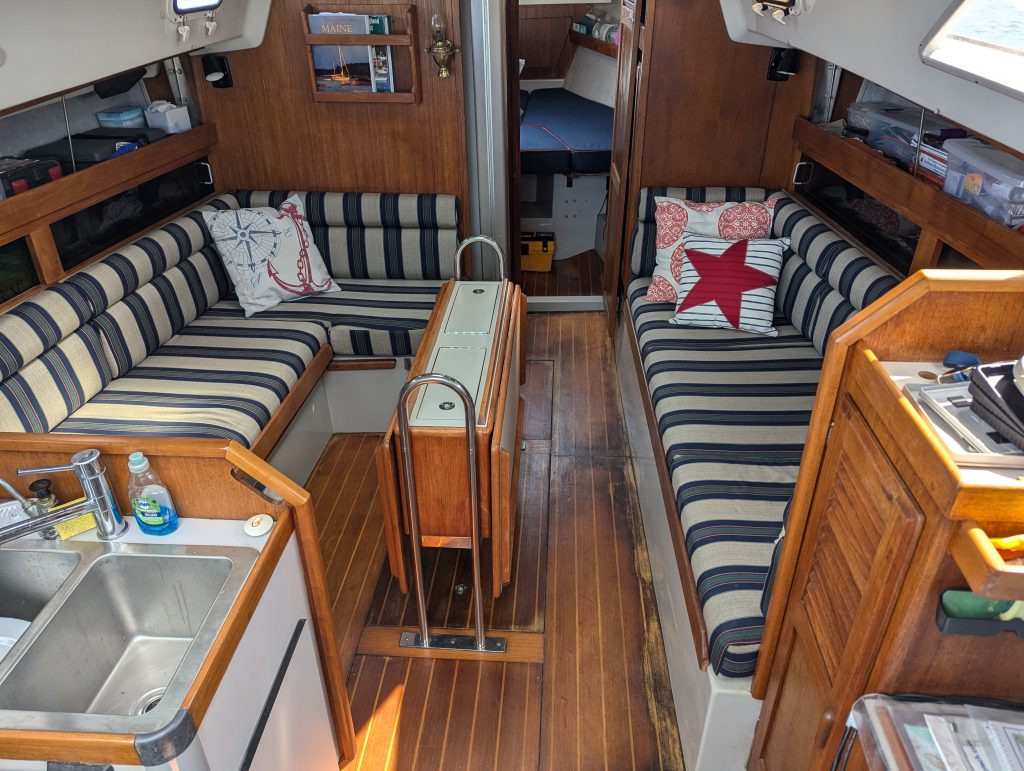 12-Zephyr-Sale-Cabin-Interior-overall-from-stern-view