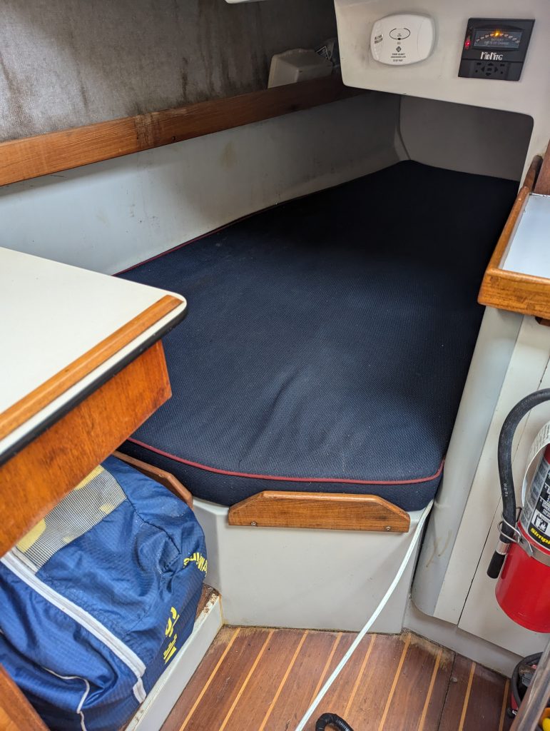18-Zephyr-Sale-Cabin-Interior-quarter-berth