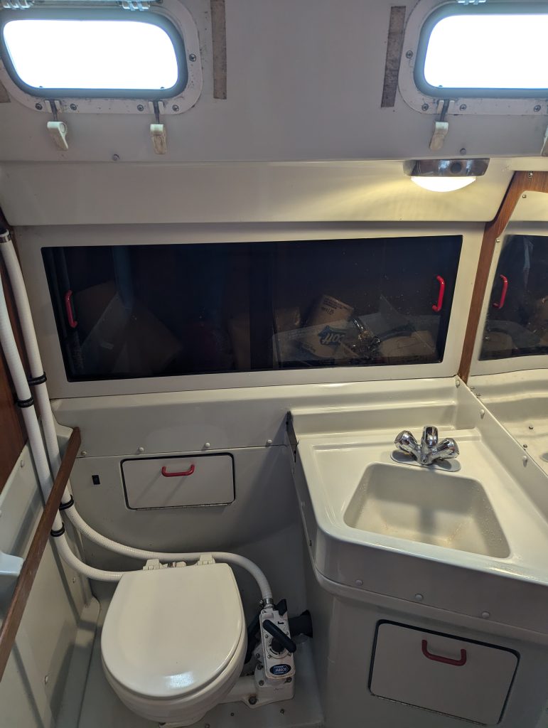 23-Zephyr-Sale-Head-overview