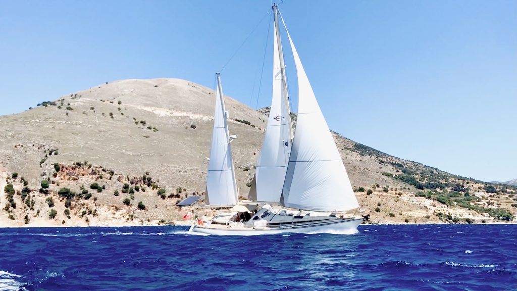 Hero-Shot-07-Port-Tack