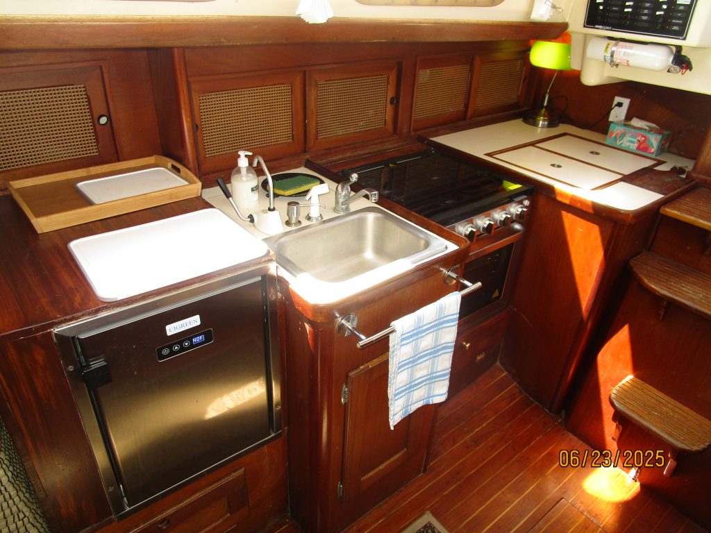 Lilly-Pearl-galley-6-23-25