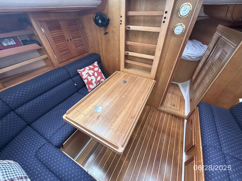 Shari-salon-table-hr2-6-28-25