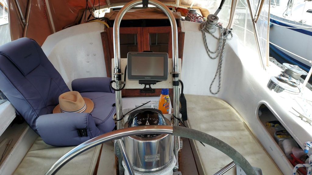 20_2800851_1022_islander_36