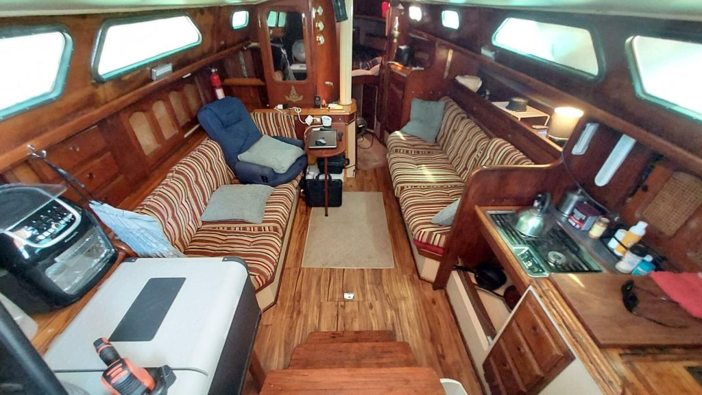 23_2800851_1030_islander_36