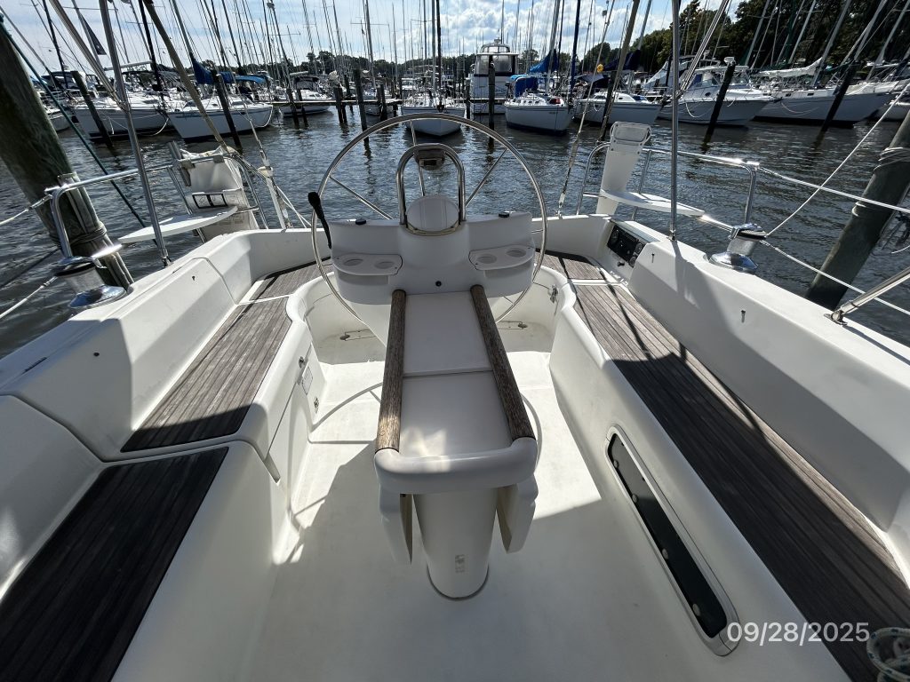 Little-Wing-cockpit-aft-hr1-9-28-25