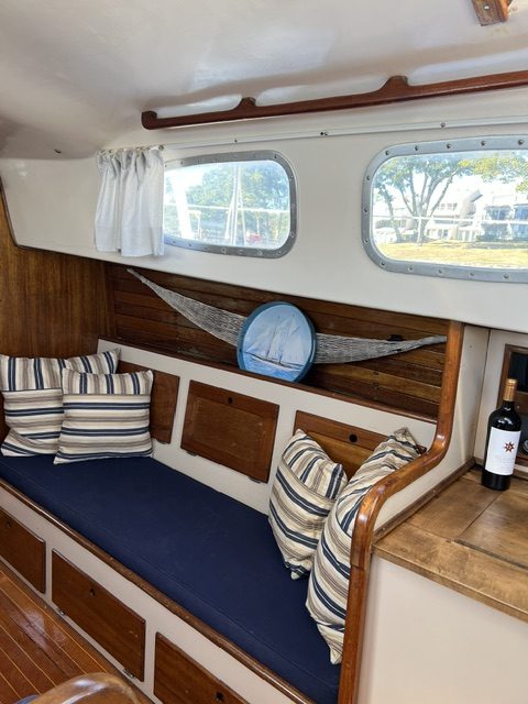 Nice-starboard-berth-view